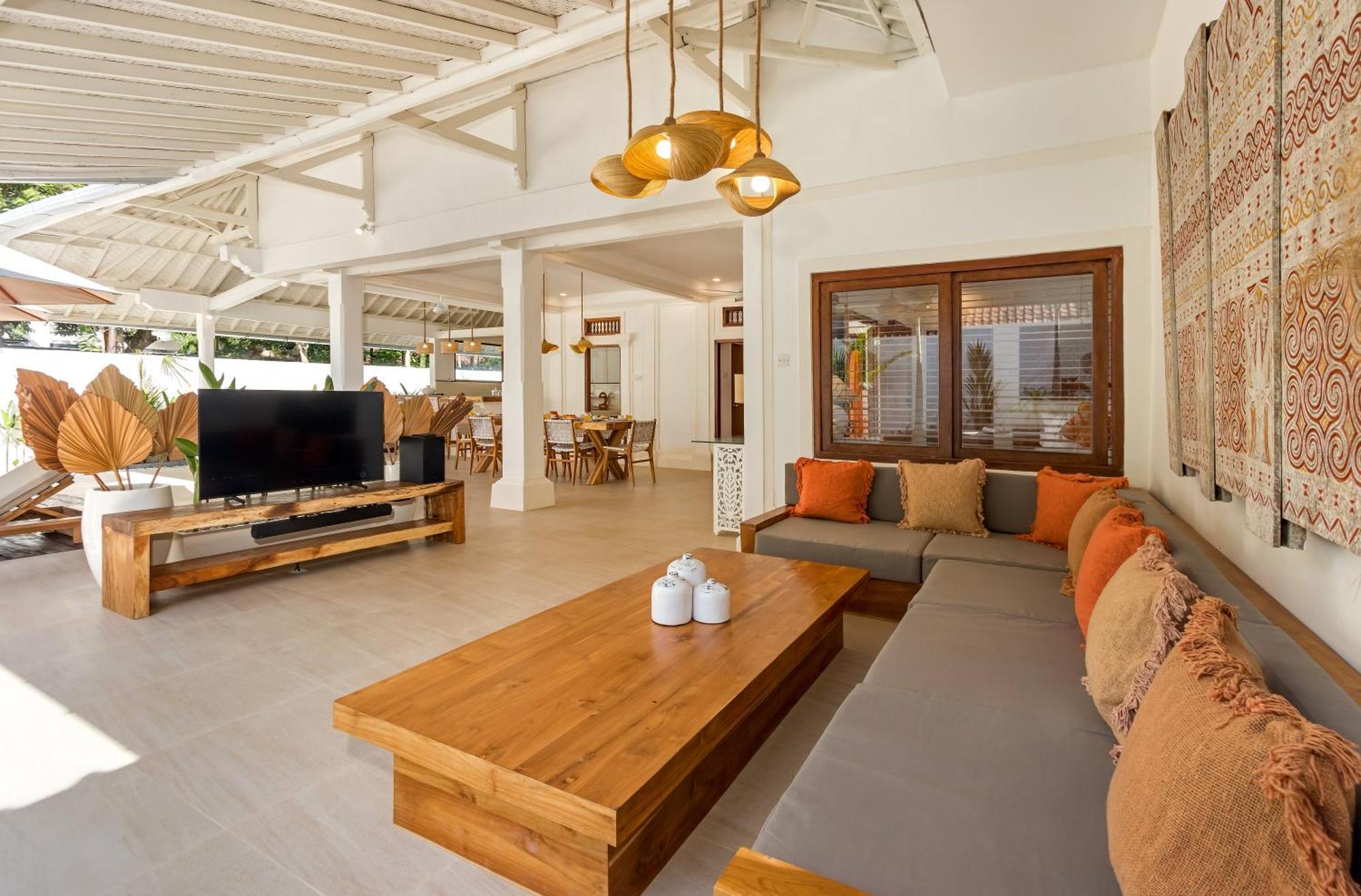 Villa Lisabella By Finder
